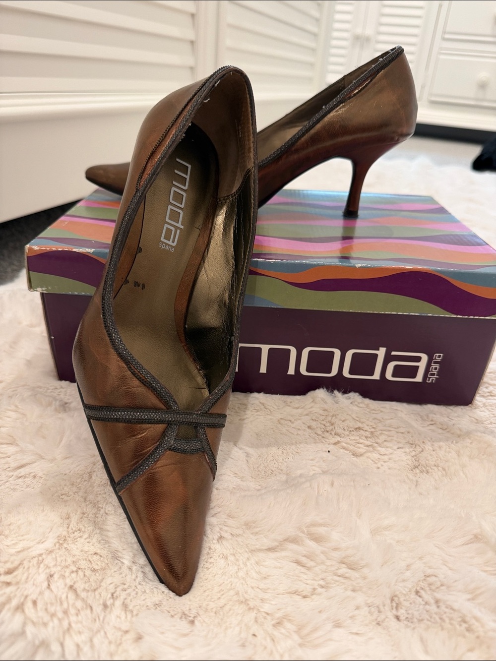 Moda Metallic Bronze Pointed-Toe Sling Pumps with Black Trim